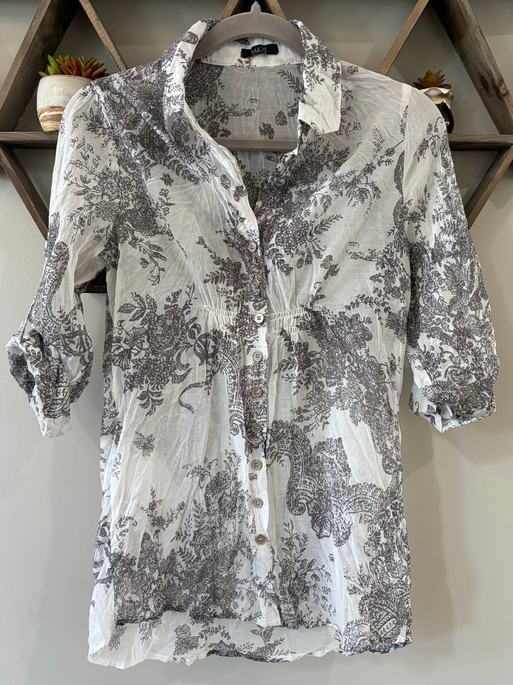 Max Rave Sheer Blouse toile/floral pattern, 3/4 roll sleeves, cinched under bust